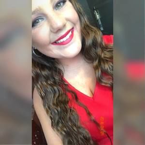 Meet your Posher, Michaela